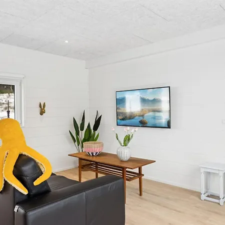 Marinus - 800m From The Sea By Interhome *