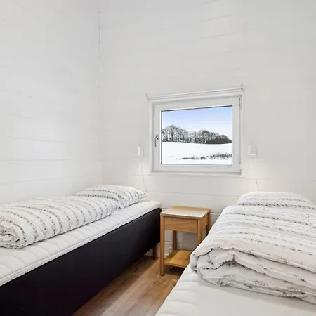 Vakantiehuis Marinus - 800m From The Sea By Interhome