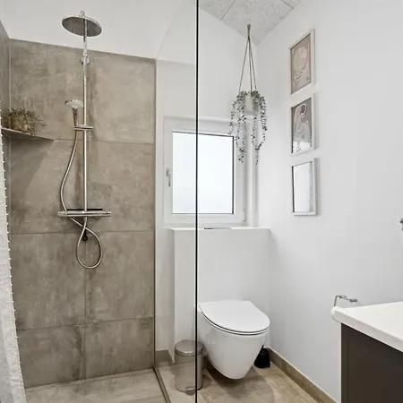 Marinus - 800m From The Sea By Interhome *